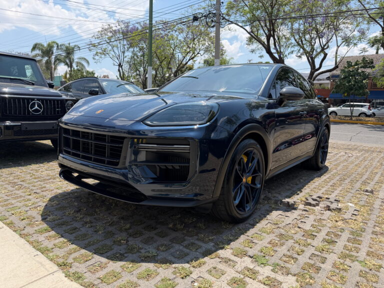 Porsche Cayenne Turbo GT 2024