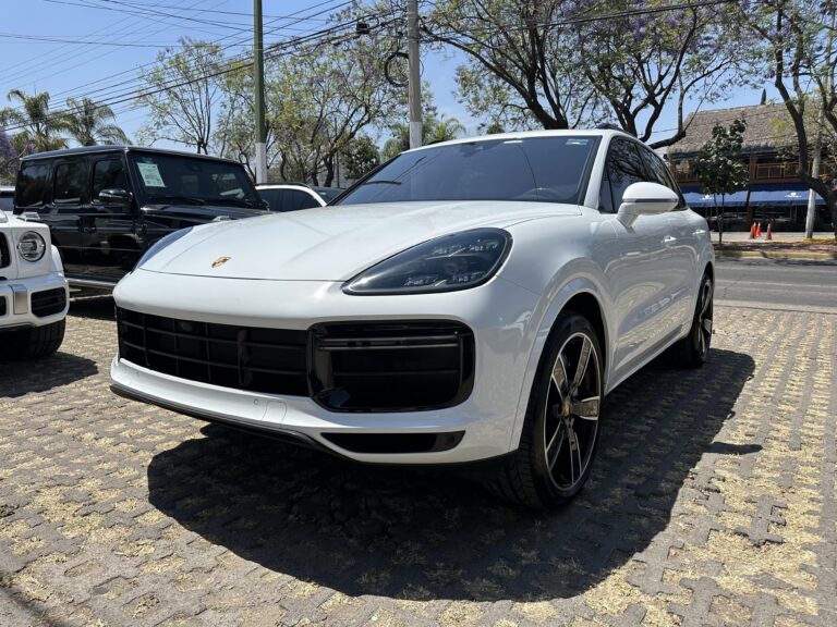 Porsche Cayenne Turbo 2022