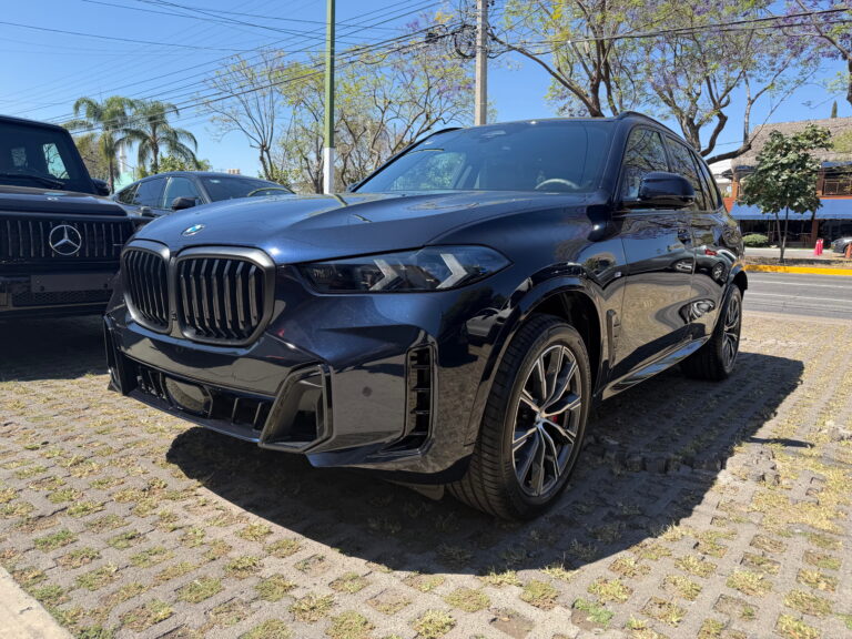 BMW X5 xDrive45e Hibrida 2023