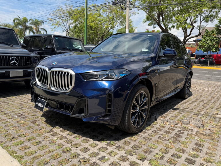 BMW X5 xDrive40i 2024